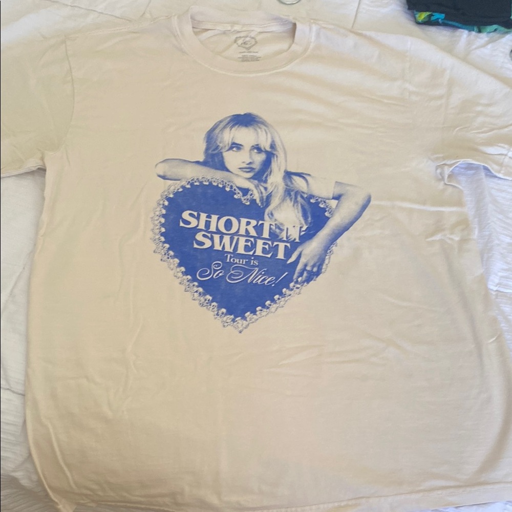 Cream T-Shirt with Blue Heart Graphic
